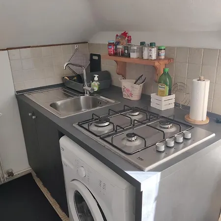 Monique Apartamento